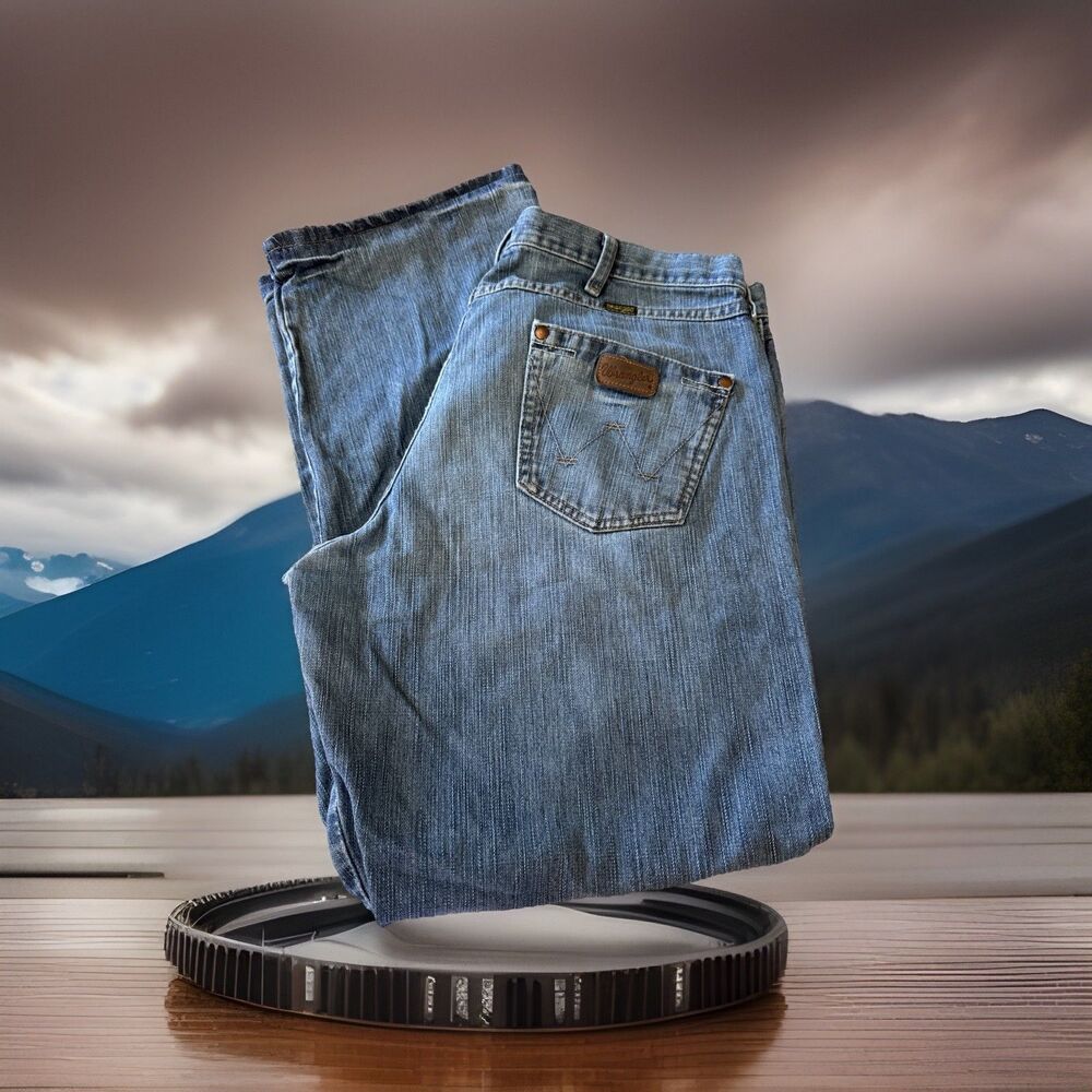 Wrangler Cowboy Cut Jeans Mens 40x34 Blue Med Wash Bootcut Stretch Denim